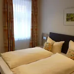 Weinhotel Stadtmuehle Beim Weingut Schauss Apartman Monzingen