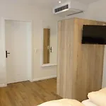 Apartman Weinhotel Stadtmuehle Beim Weingut Schauss 3*