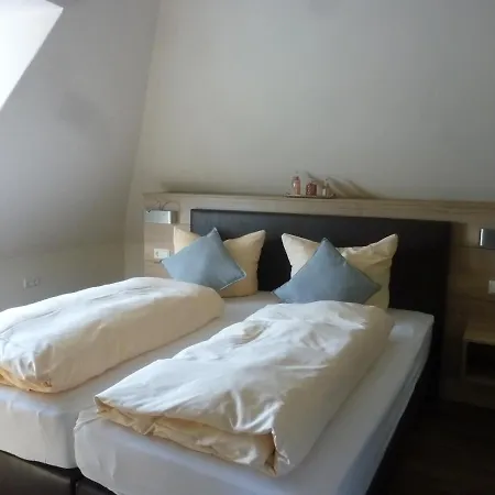 Weinhotel Stadtmuehle Beim Weingut Schauss Monzingen